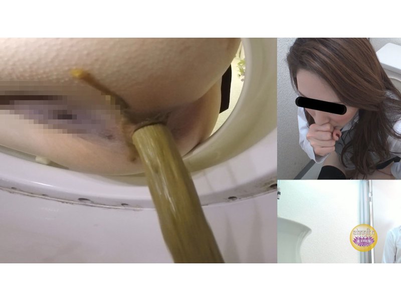 恥ずっ！！給湯室横トイレで聞こえちゃう排泄音に赤面する新人OL